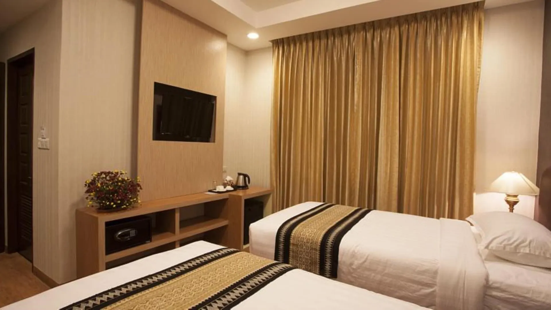 Hotel Kan Yeik Thar Yangon