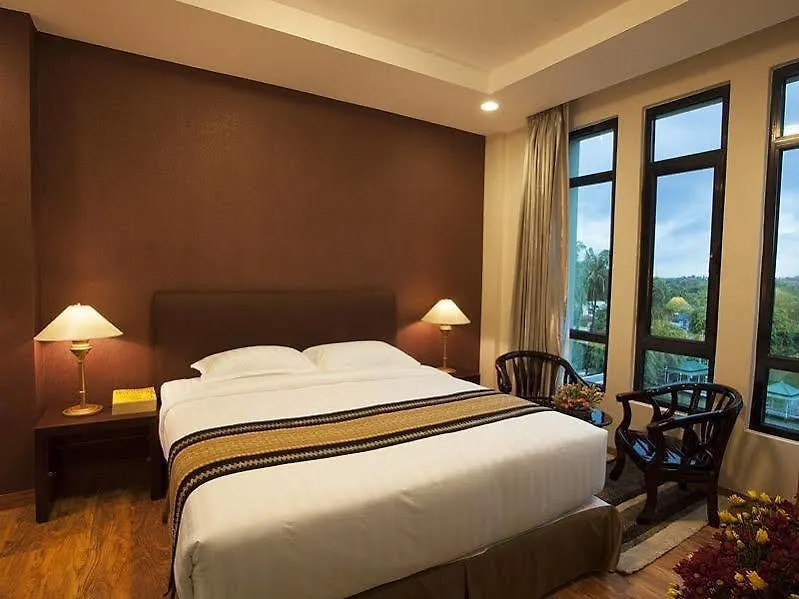 Hotel Kan Yeik Thar Yangon 3*,